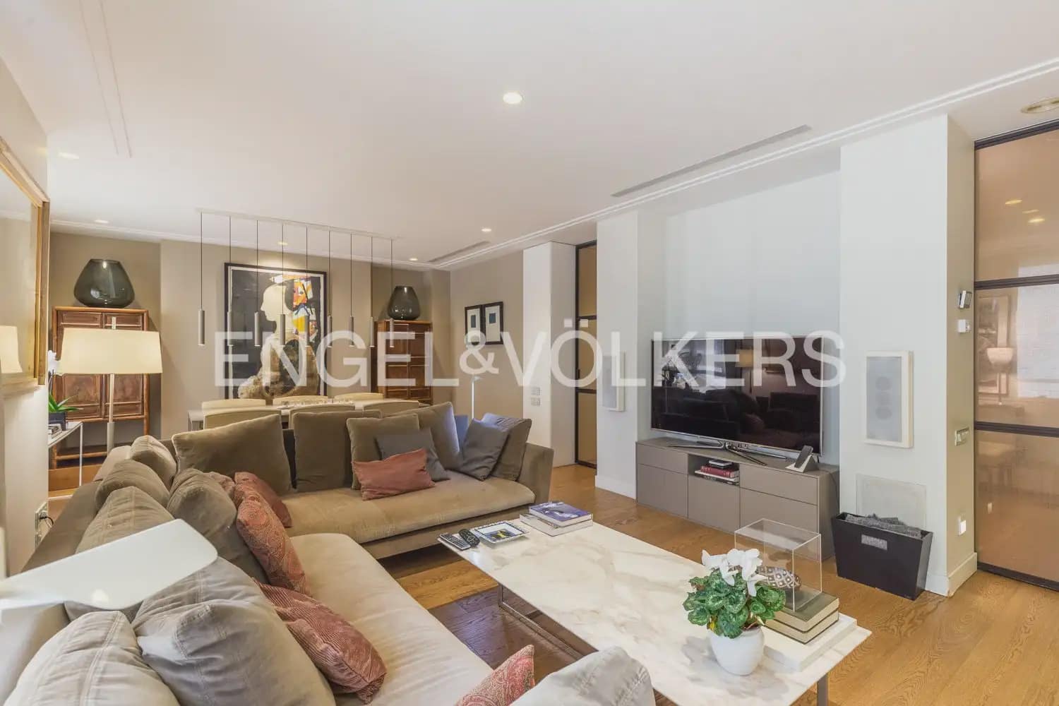 Piso de 4 habitaciones en València ciudad en venta con garaje - 1.290.000 € (Ref: 9897768)