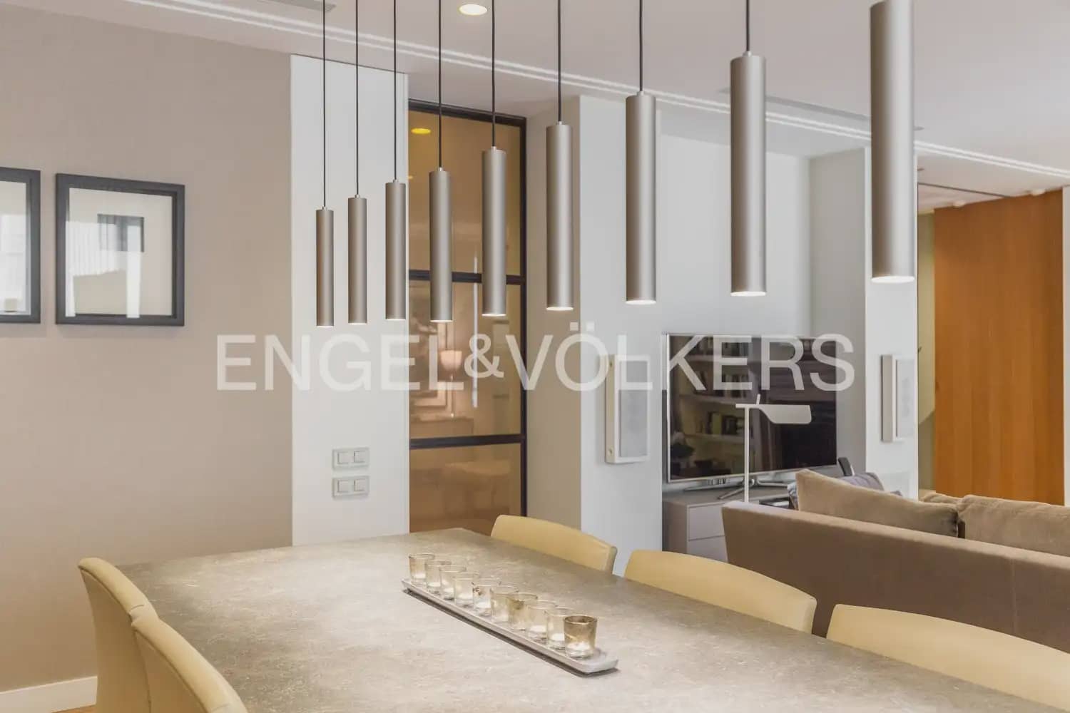 Piso de 4 habitaciones en València ciudad en venta con garaje - 1.290.000 € (Ref: 9897768)