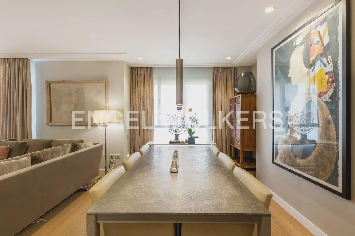 Piso de 4 habitaciones en València ciudad en venta con garaje - 1.290.000 € (Ref: 9897768)