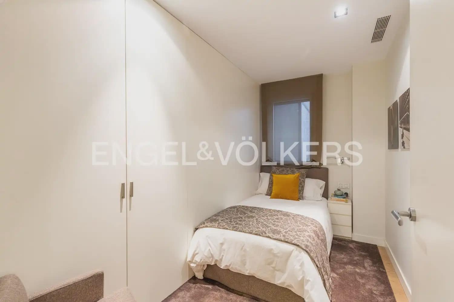 Piso de 4 habitaciones en València ciudad en venta con garaje - 1.290.000 € (Ref: 9897768)