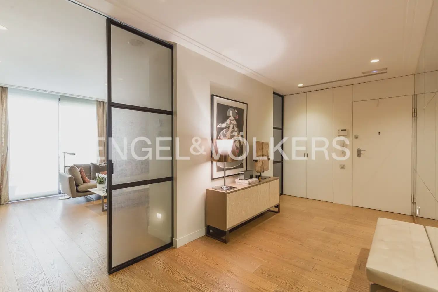 Piso de 4 habitaciones en València ciudad en venta con garaje - 1.290.000 € (Ref: 9897768)