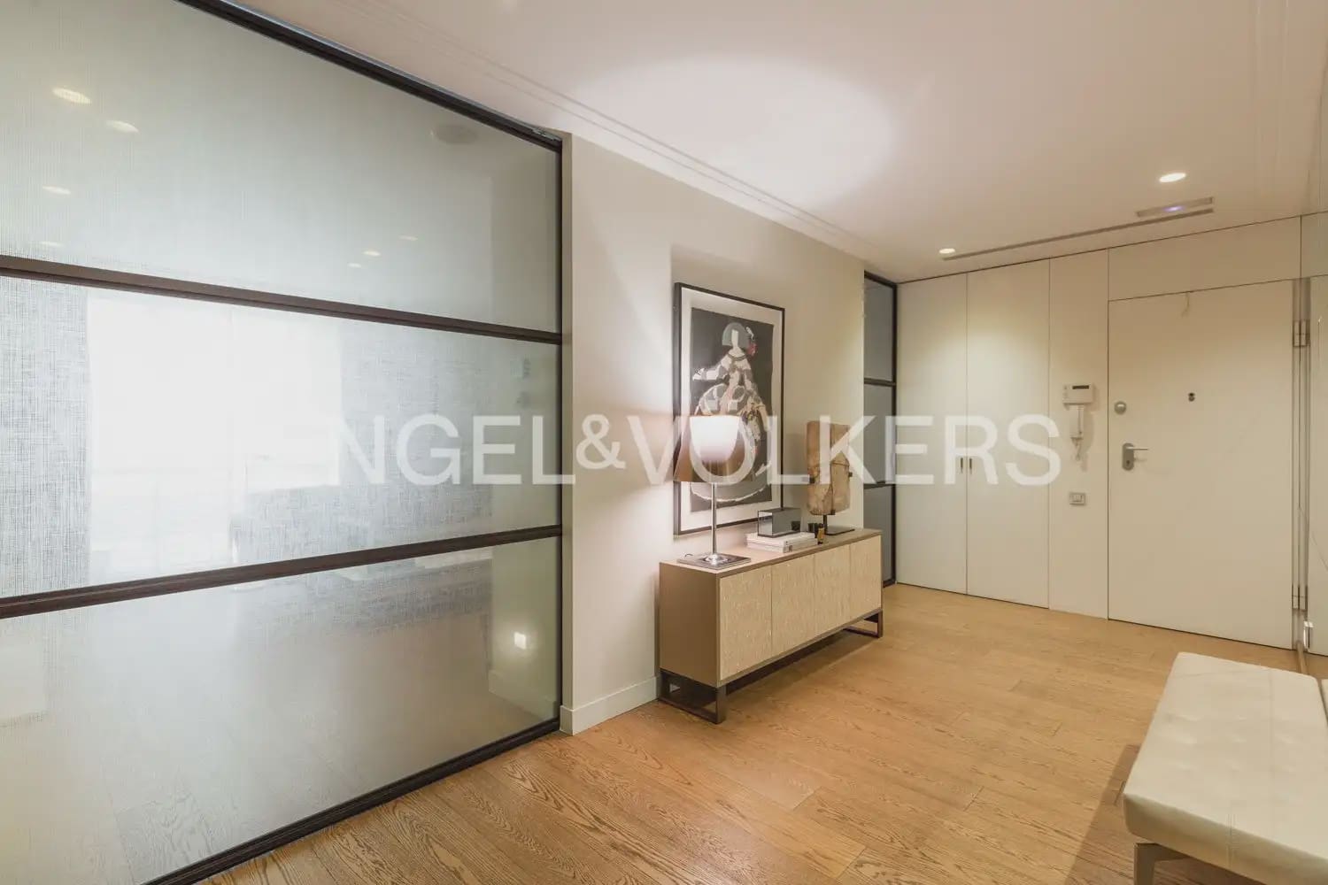 Piso de 4 habitaciones en València ciudad en venta con garaje - 1.290.000 € (Ref: 9897768)