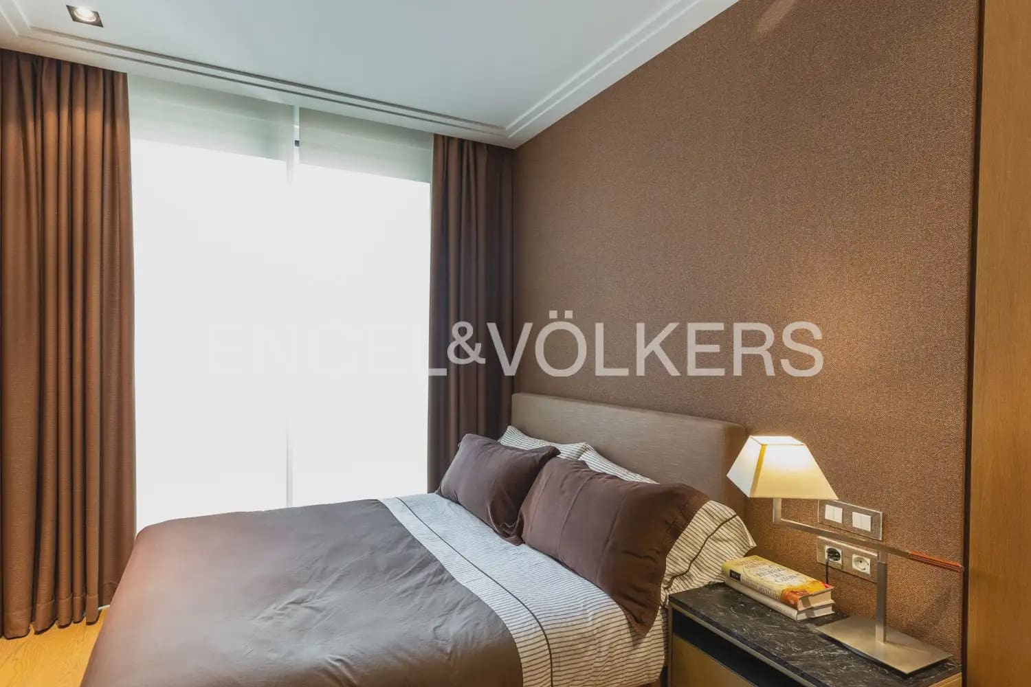 Piso de 4 habitaciones en València ciudad en venta con garaje - 1.290.000 € (Ref: 9897768)