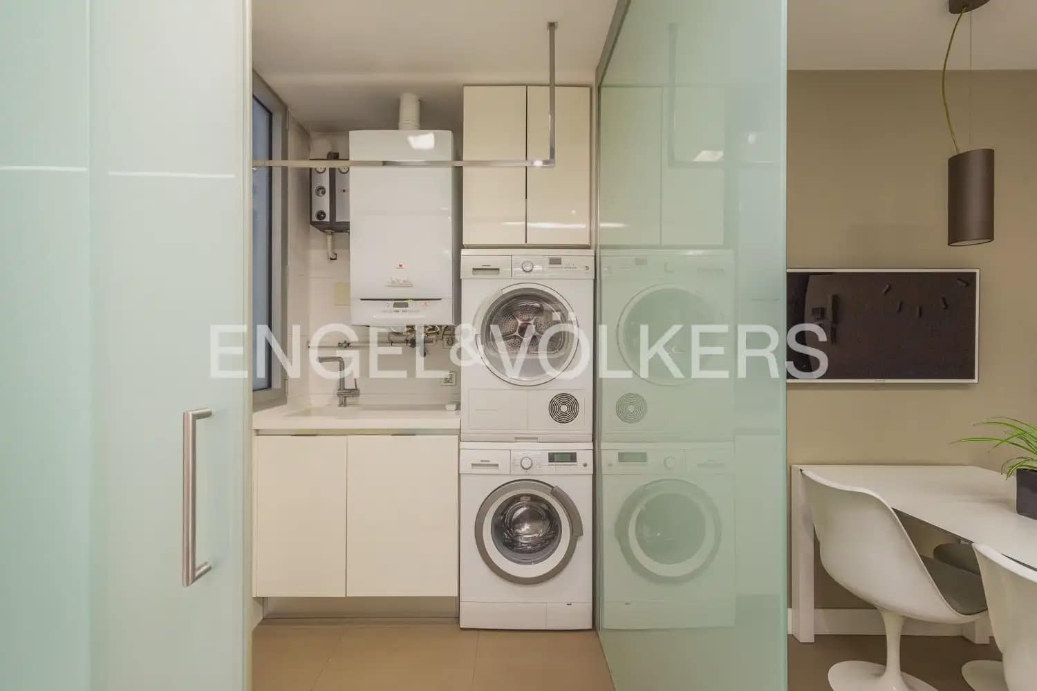 Piso de 4 habitaciones en València ciudad en venta con garaje - 1.290.000 € (Ref: 9897768)