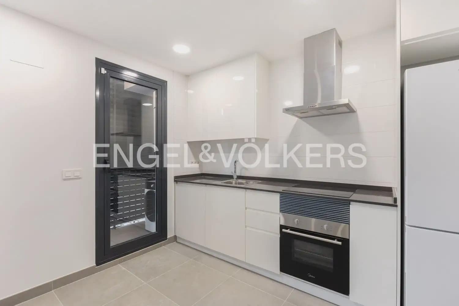 1 Zimmer Wohnung zu vermieten in Massanassa - 900 € (Ref: 9897769)