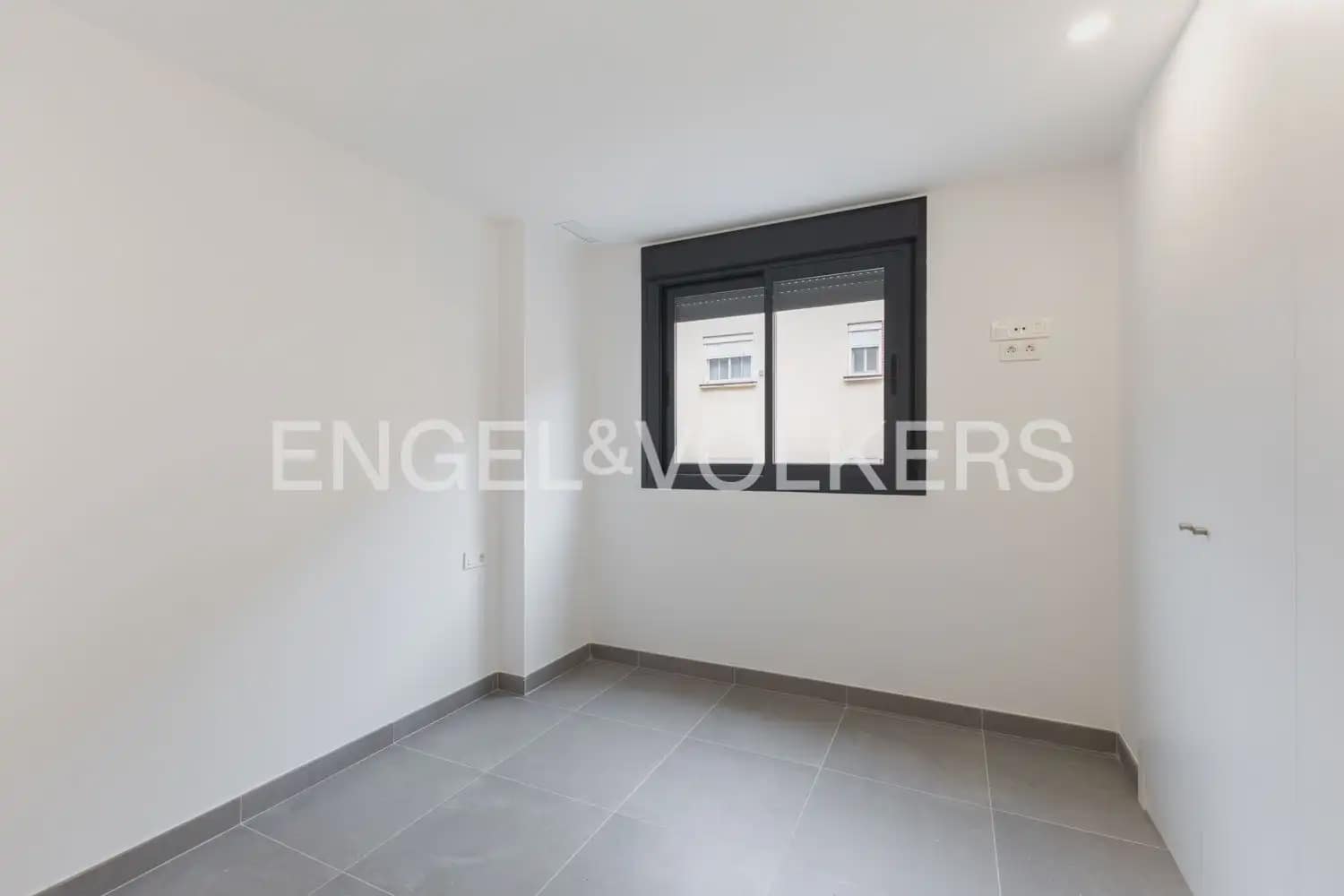 1 Zimmer Wohnung zu vermieten in Massanassa - 900 € (Ref: 9897769)
