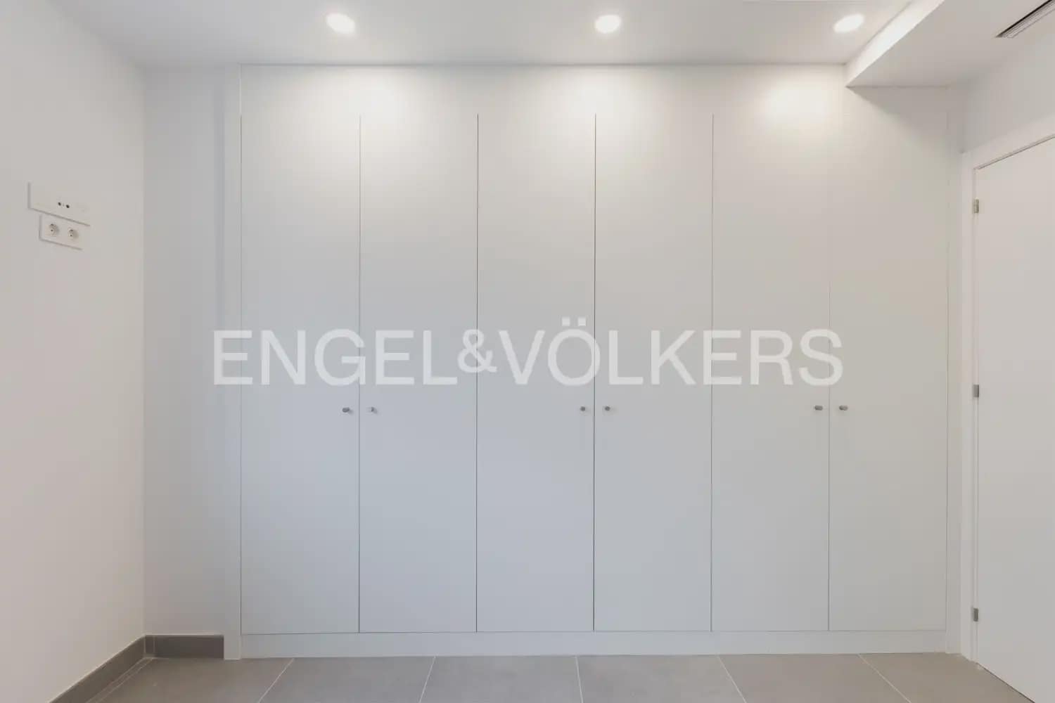 1 Zimmer Wohnung zu vermieten in Massanassa - 900 € (Ref: 9897769)
