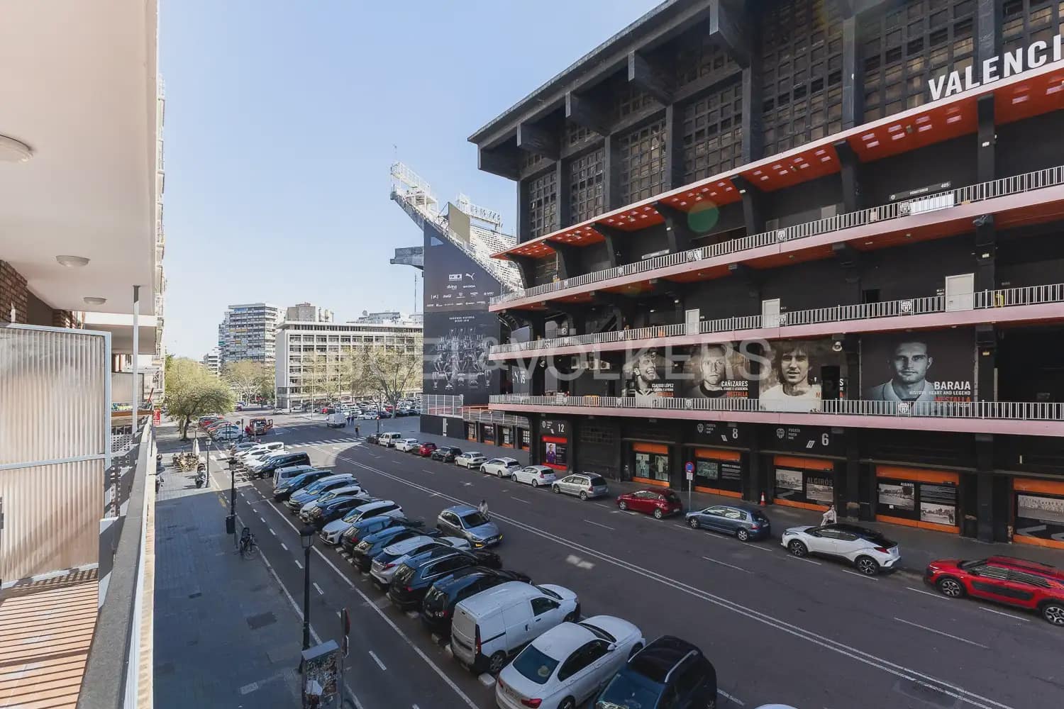 3 makuuhuone Asunto vuokrattavana paikassa Valencia kaupunki - 1 750 € (Ref: 9897771)