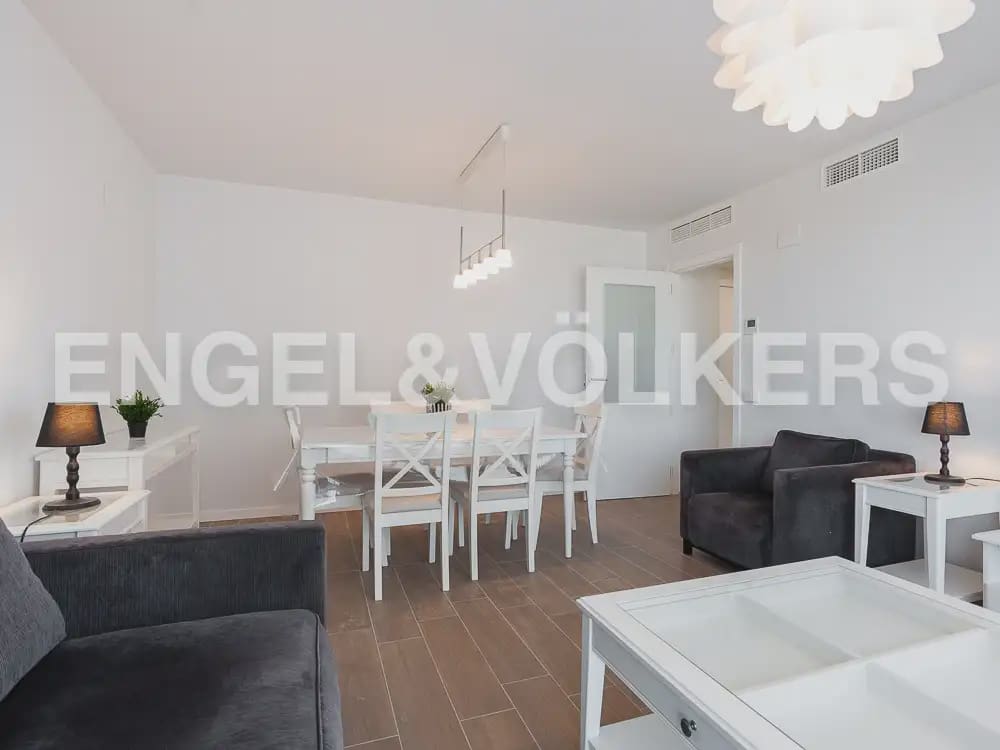 2 sovrum Lägenhet att hyra i Valencia stad med pool garage - 1 900 € (Ref: 9897773)