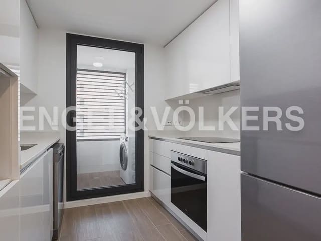2 sovrum Lägenhet att hyra i Malilla, Valencia stad med pool garage - 1 900 € (Ref: 9897773)