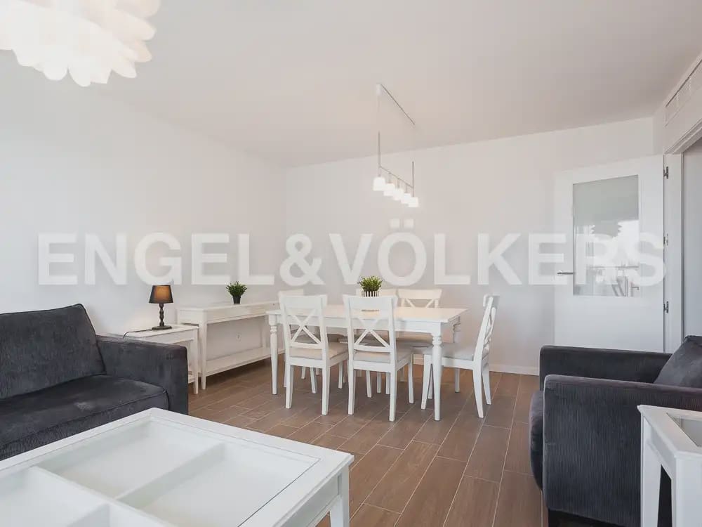 2 sovrum Lägenhet att hyra i Valencia stad med pool garage - 1 900 € (Ref: 9897773)
