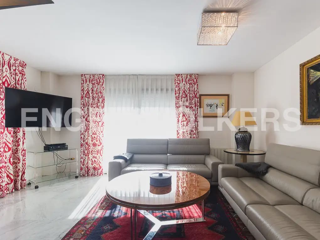 4 camera da letto Appartamento da affittare in Valencia citta con garage - 2.800 € (Rif: 9897775)