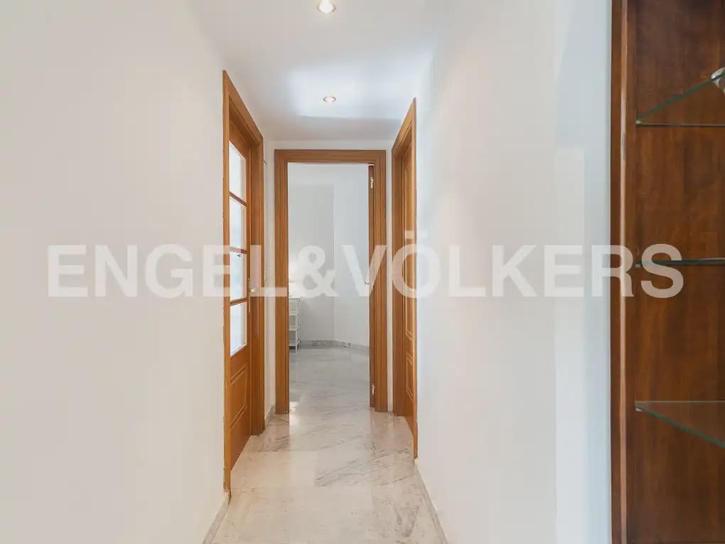 4 camera da letto Appartamento da affittare in Valencia citta con garage - 2.800 € (Rif: 9897775)
