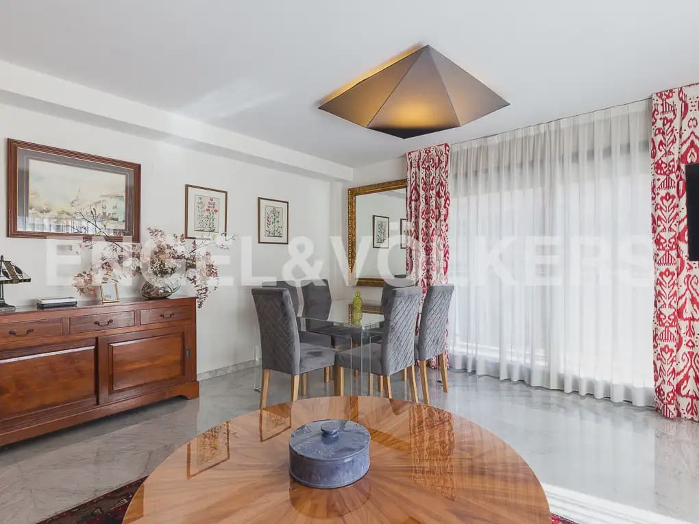4 camera da letto Appartamento da affittare in Valencia citta con garage - 2.800 € (Rif: 9897775)