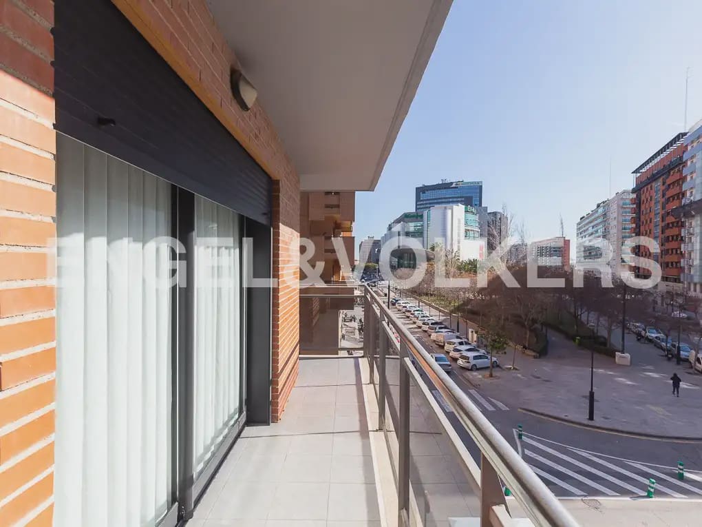 4 camera da letto Appartamento da affittare in Valencia citta con garage - 2.800 € (Rif: 9897775)