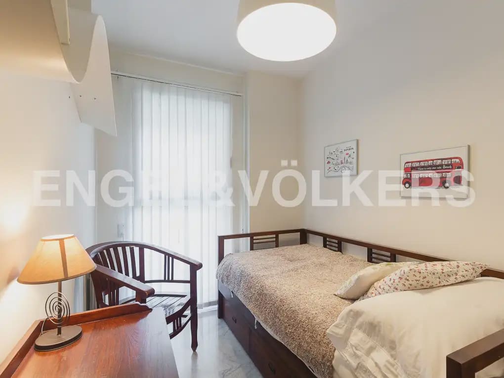 4 camera da letto Appartamento da affittare in Valencia citta con garage - 2.800 € (Rif: 9897775)