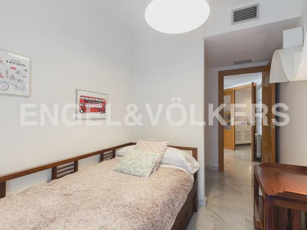 4 camera da letto Appartamento da affittare in Valencia citta con garage - 2.800 € (Rif: 9897775)