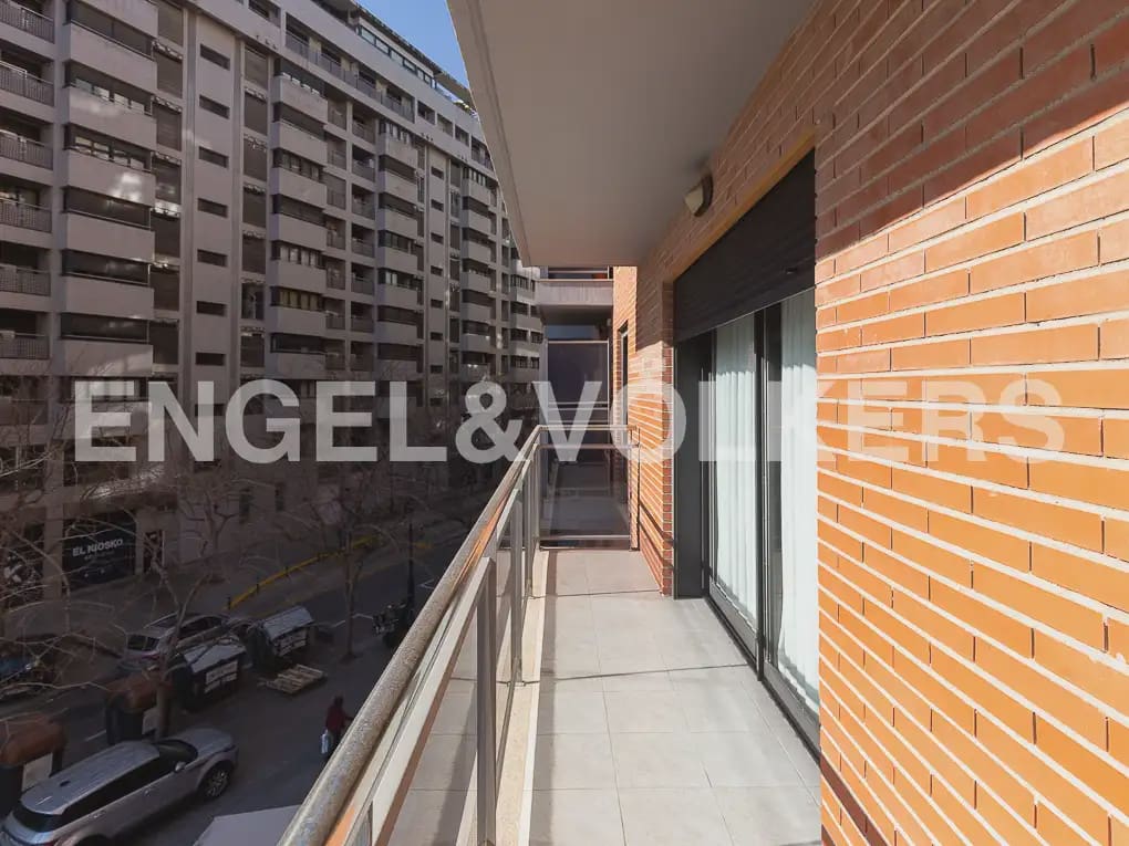 4 camera da letto Appartamento da affittare in Valencia citta con garage - 2.800 € (Rif: 9897775)