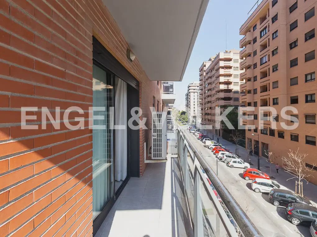 4 camera da letto Appartamento da affittare in Valencia citta con garage - 2.800 € (Rif: 9897775)