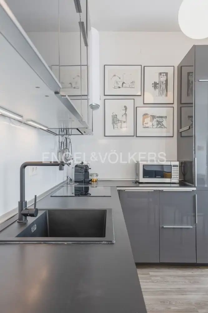 Piso de 2 habitaciones en València ciudad en venta - 410.000 € (Ref: 9897778)