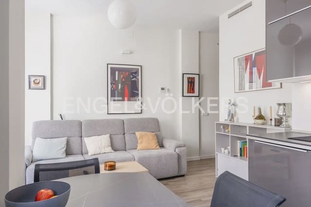 Piso de 2 habitaciones en La Gran Via, València ciudad en venta - 410.000 € (Ref: 9897778)