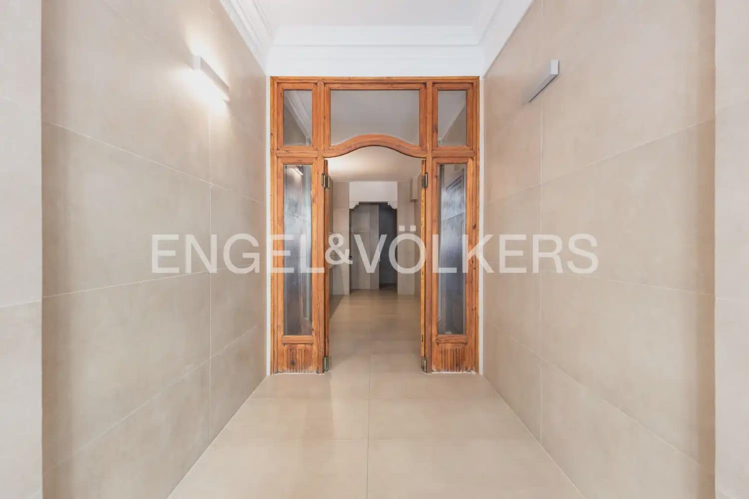 Piso de 2 habitaciones en València ciudad en venta - 410.000 € (Ref: 9897778)