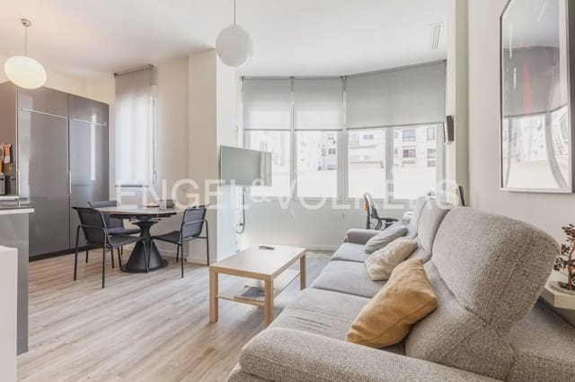Piso de 2 habitaciones en La Gran Via, València ciudad en venta - 410.000 € (Ref: 9897778)