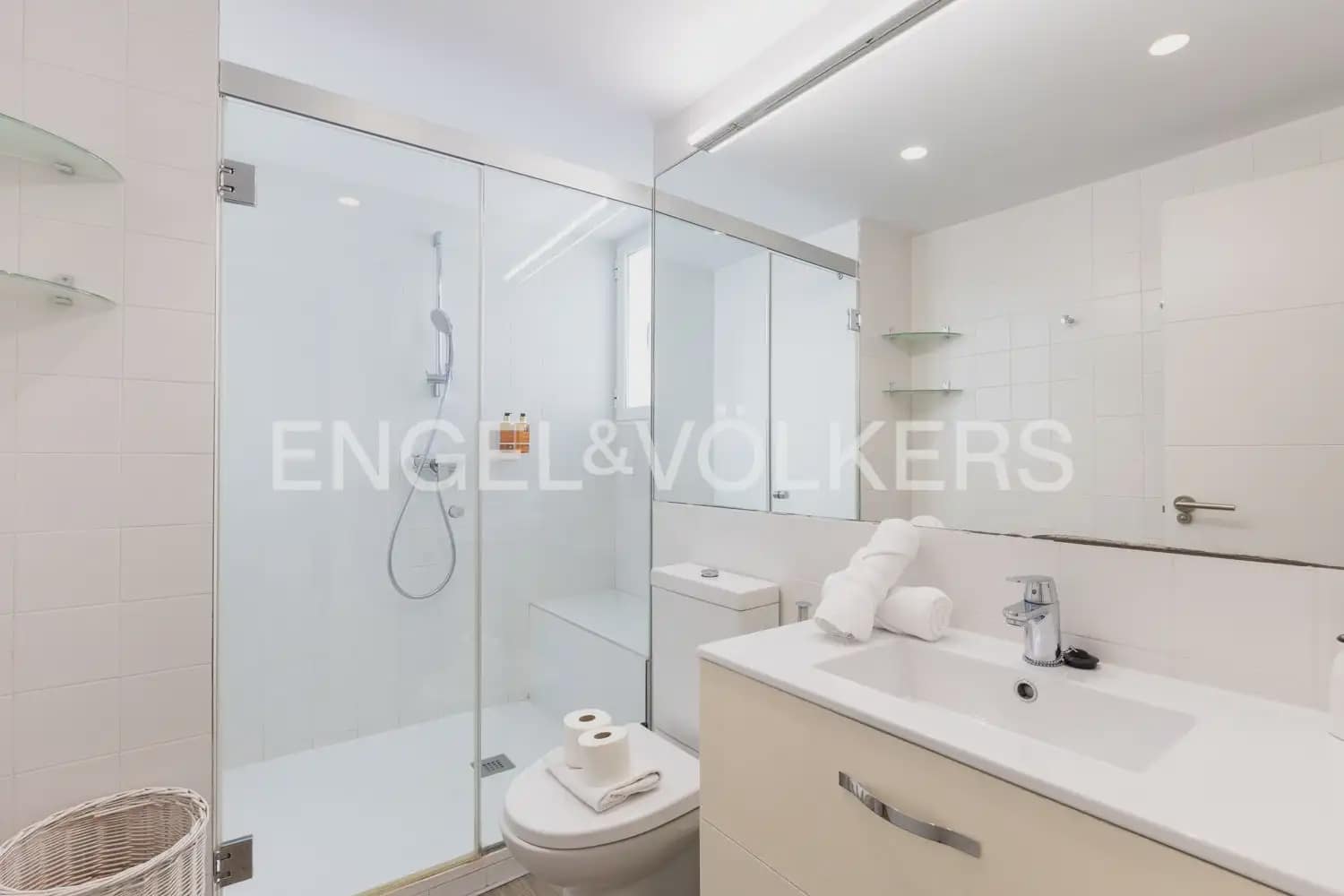 Piso de 2 habitaciones en València ciudad en venta - 410.000 € (Ref: 9897778)
