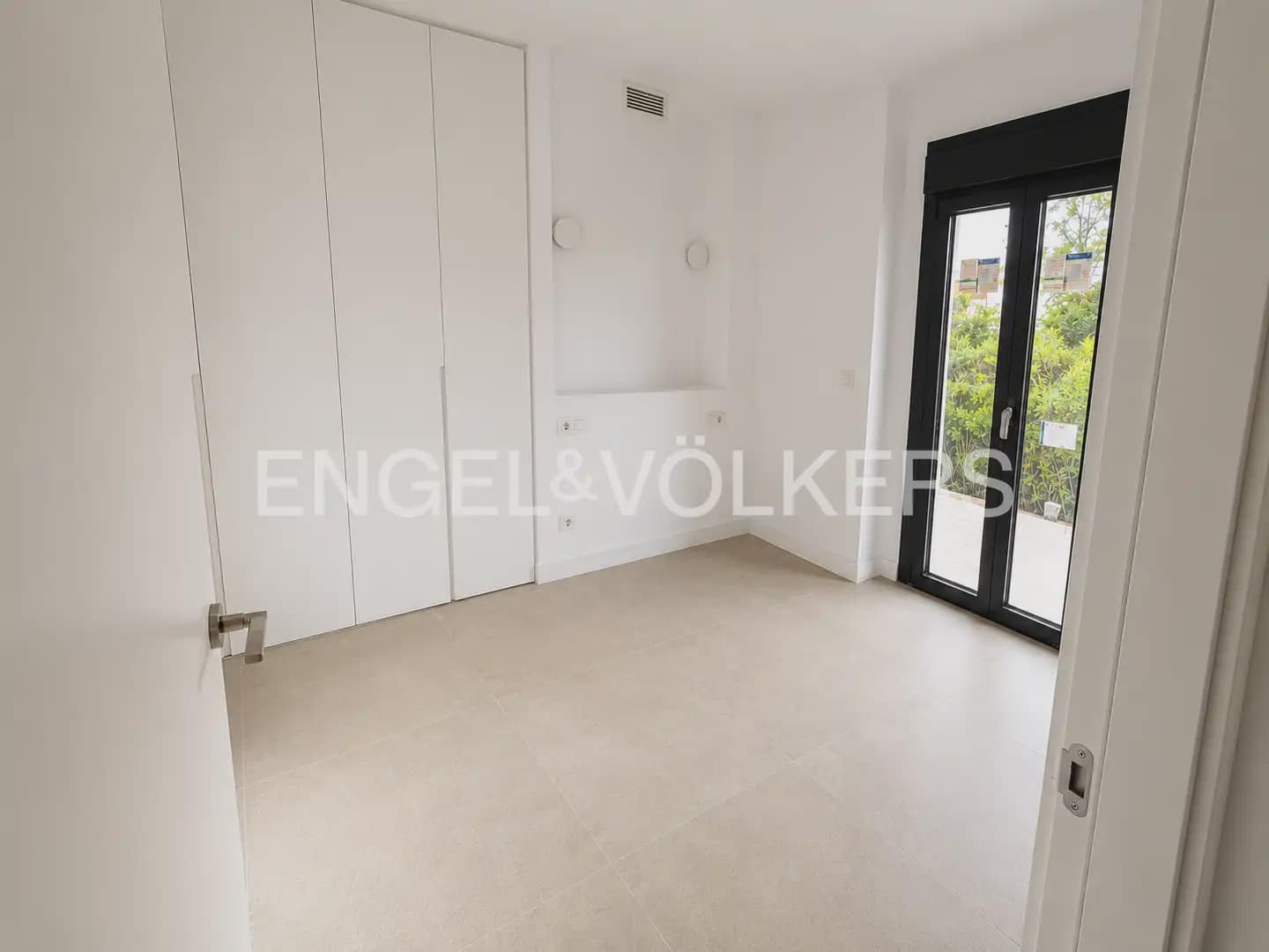 Piso de 1 habitación en Dénia en venta con piscina - 225.000 € (Ref: 9897779)