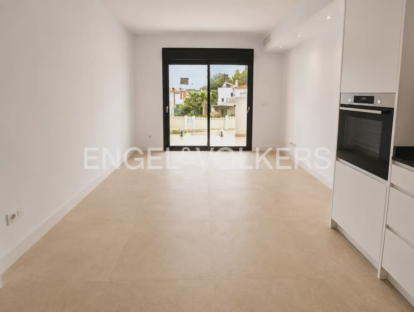 Piso de 1 habitación en Dénia en venta con piscina - 225.000 € (Ref: 9897779)