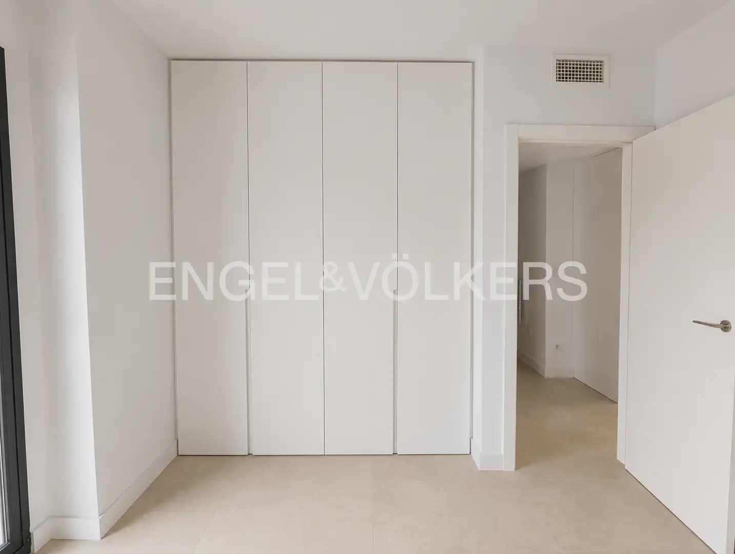 Piso de 1 habitación en Dénia en venta con piscina - 225.000 € (Ref: 9897779)
