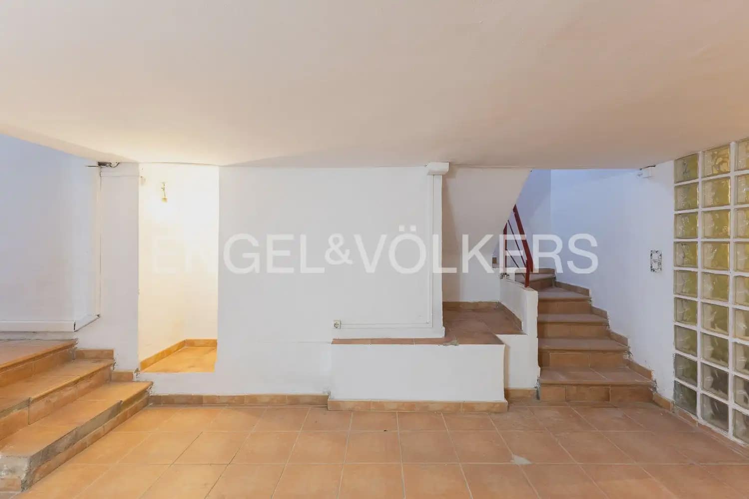 1 sypialnia Mieszkanie na sprzedaż w Miasto Walencja - 220 000 € (Ref: 9897780)