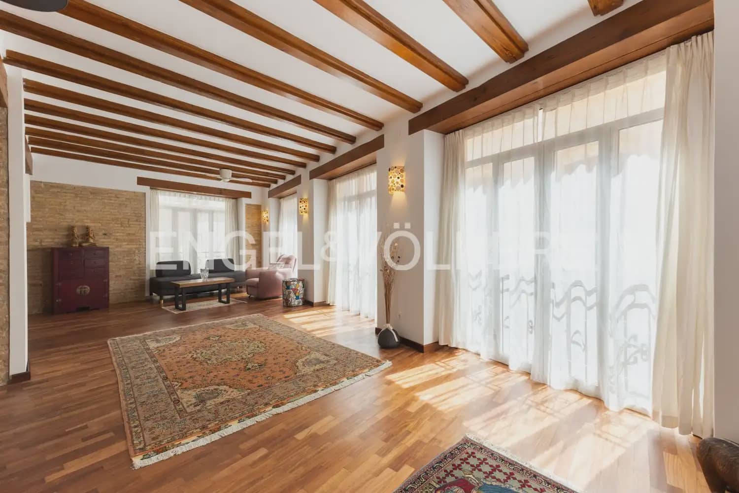 2 soveværelse Lejlighed til salg i Valencia by - € 595.000 (Ref: 9897782)