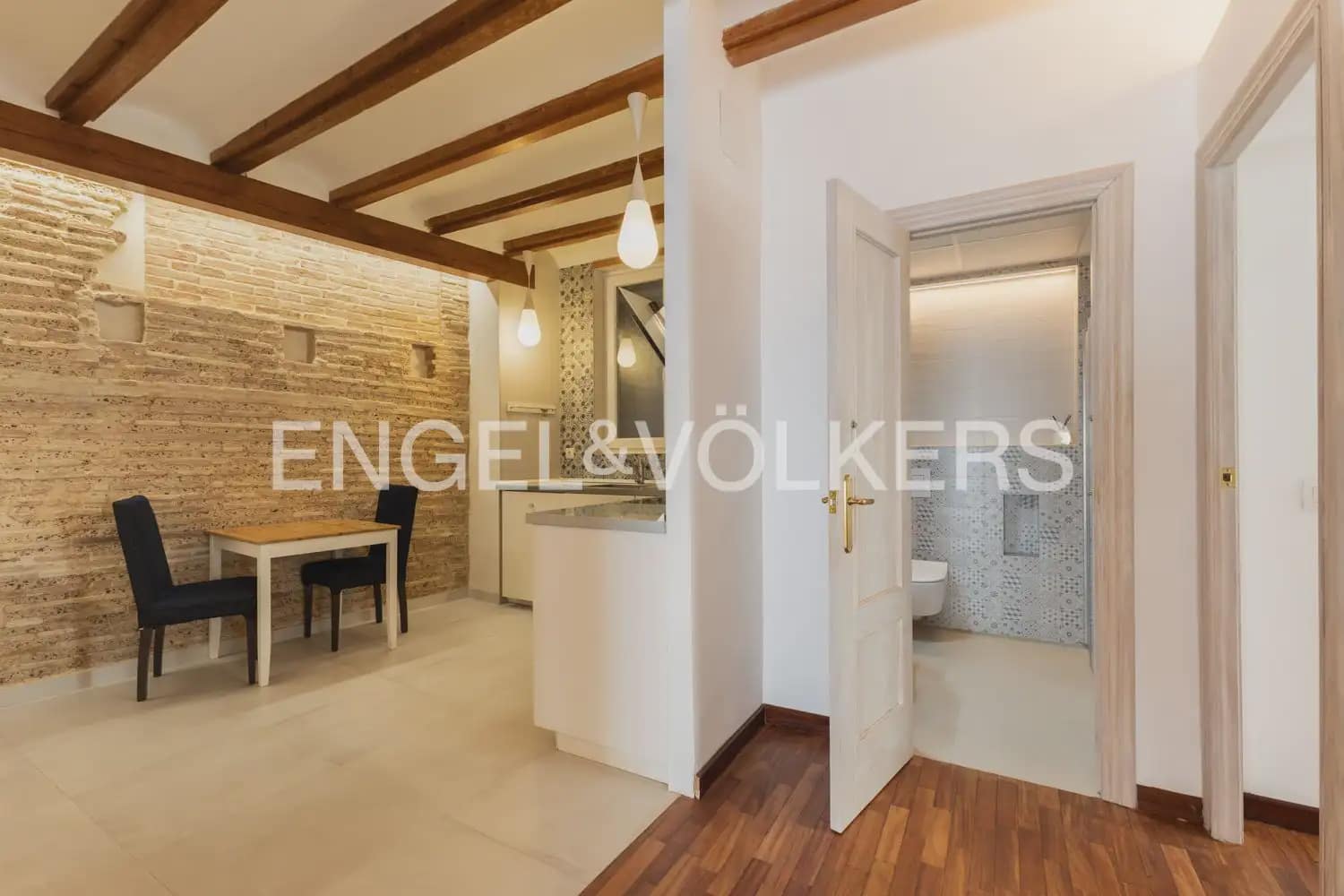 2 soveværelse Lejlighed til salg i Valencia by - € 595.000 (Ref: 9897782)