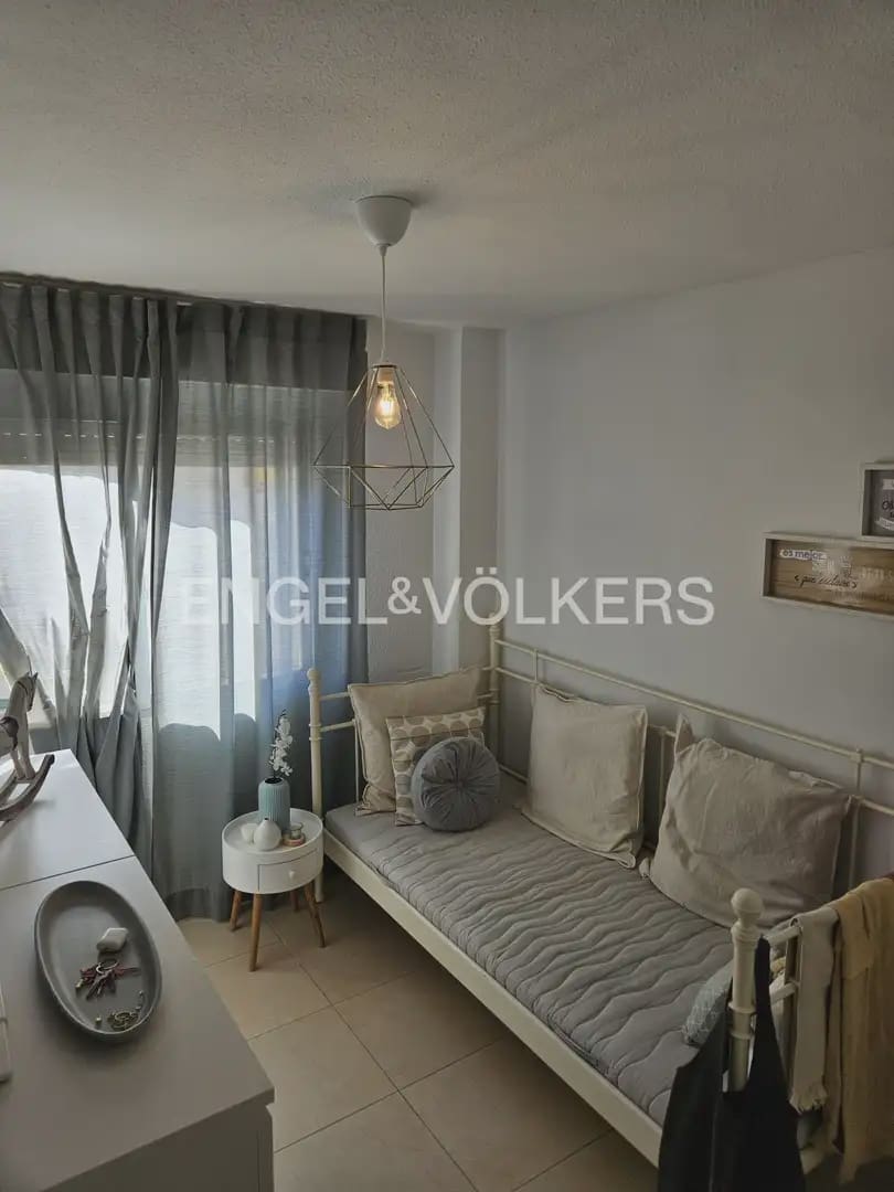 3 Zimmer Wohnung zu vermieten in Gandia - 1.600 € (Ref: 9897785)