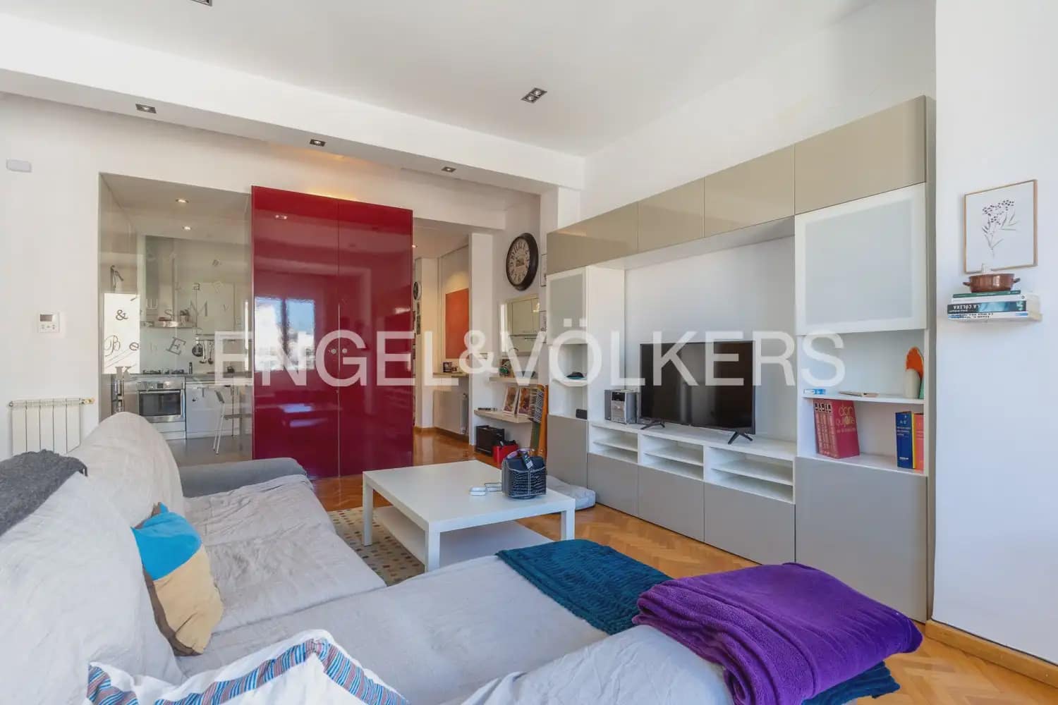 3 makuuhuone Asunto vuokrattavana paikassa Valencia kaupunki mukana 
autotalli - 2 400 € (Ref: 9897786)
