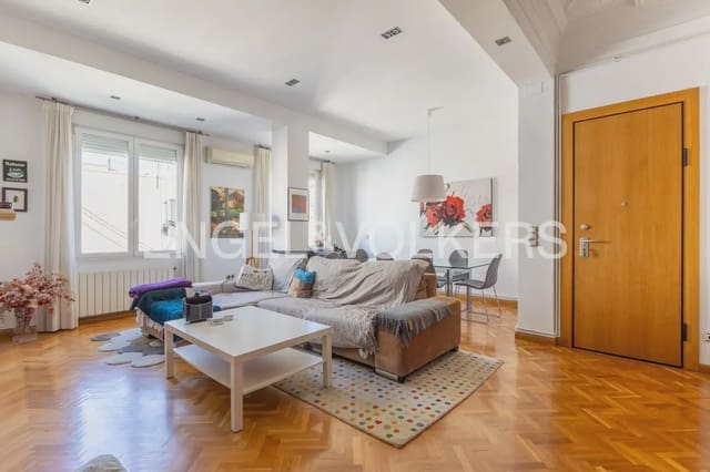 3 makuuhuone Asunto vuokrattavana paikassa La Gran Via, Valencia kaupunki mukana 
autotalli - 2 400 € (Ref: 9897786)