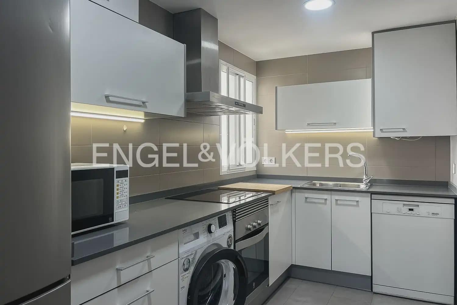 3 camera da letto Appartamento da affittare in Valencia citta con garage - 1.500 € (Rif: 9897787)