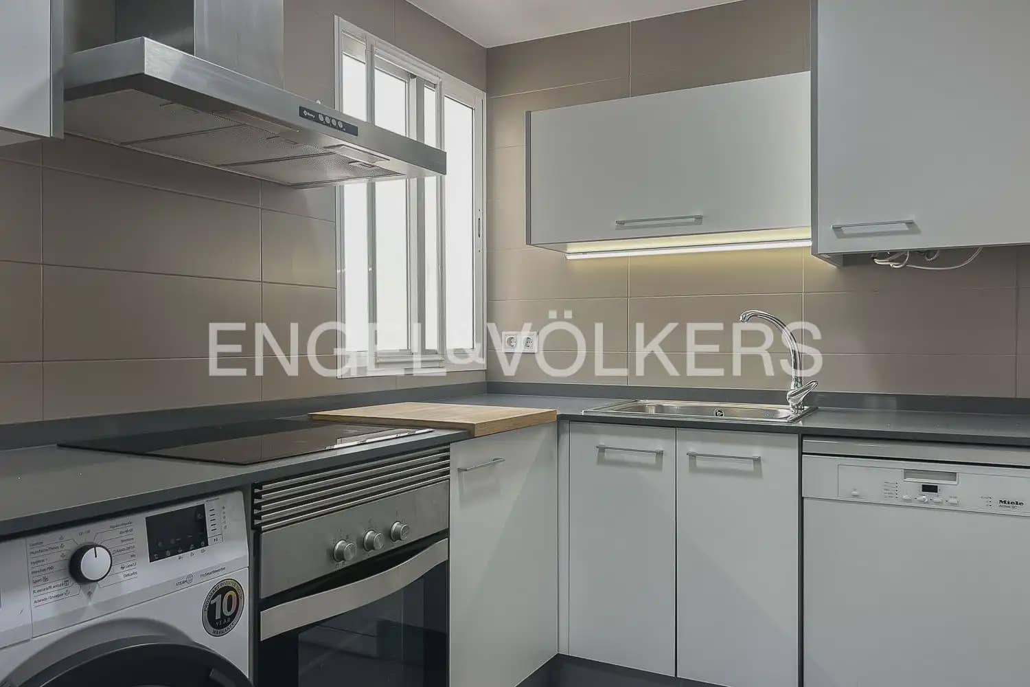 3 camera da letto Appartamento da affittare in Valencia citta con garage - 1.500 € (Rif: 9897787)