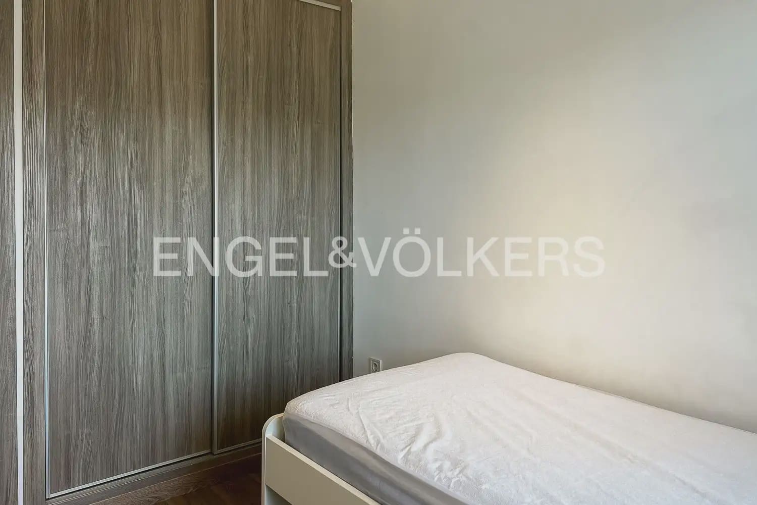 3 camera da letto Appartamento da affittare in Valencia citta con garage - 1.500 € (Rif: 9897787)