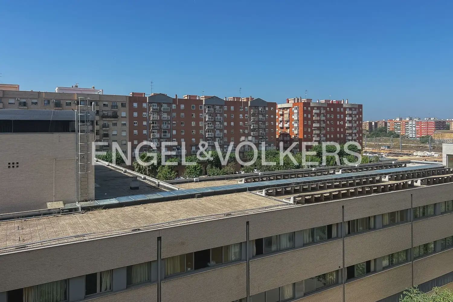 3 camera da letto Appartamento da affittare in Valencia citta con garage - 1.500 € (Rif: 9897787)