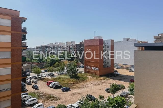 3 camera da letto Appartamento da affittare in Malilla, Valencia città con garage - 1.500 € (Rif: 9897787)
