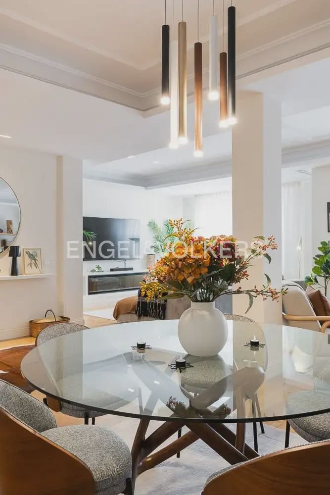 Piso de 5 habitaciones en València ciudad en venta - 1.275.000 € (Ref: 9897791)