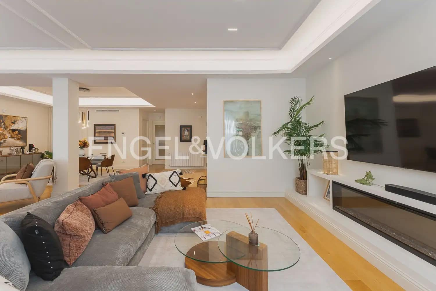 Piso de 5 habitaciones en València ciudad en venta - 1.275.000 € (Ref: 9897791)