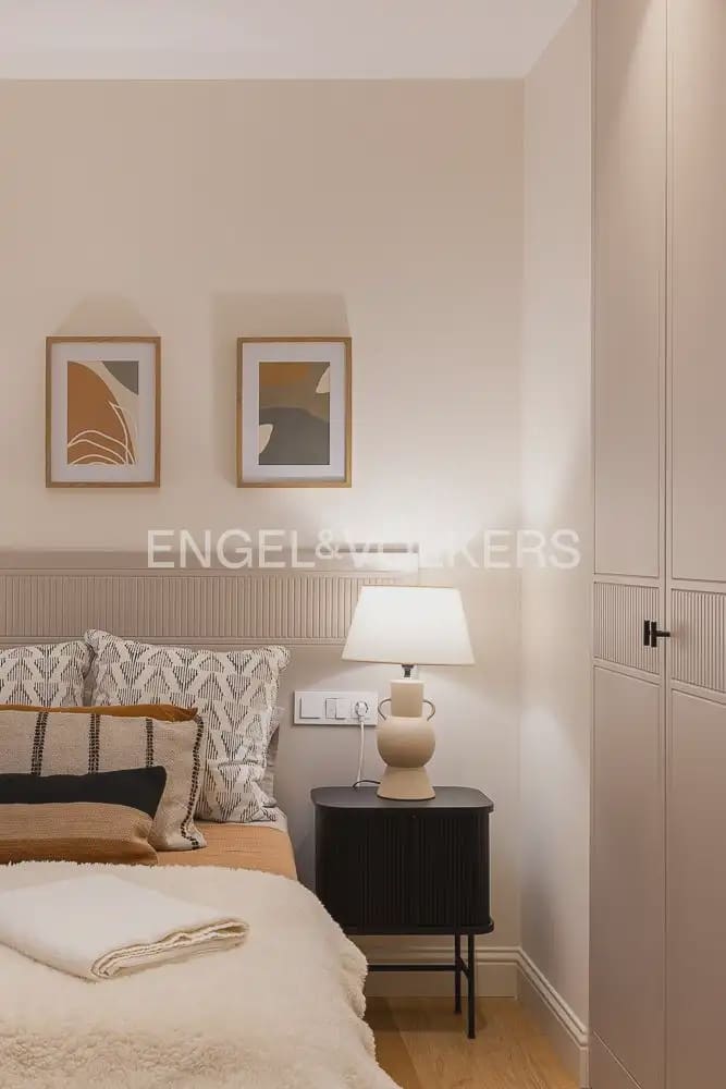 Piso de 5 habitaciones en València ciudad en venta - 1.275.000 € (Ref: 9897791)