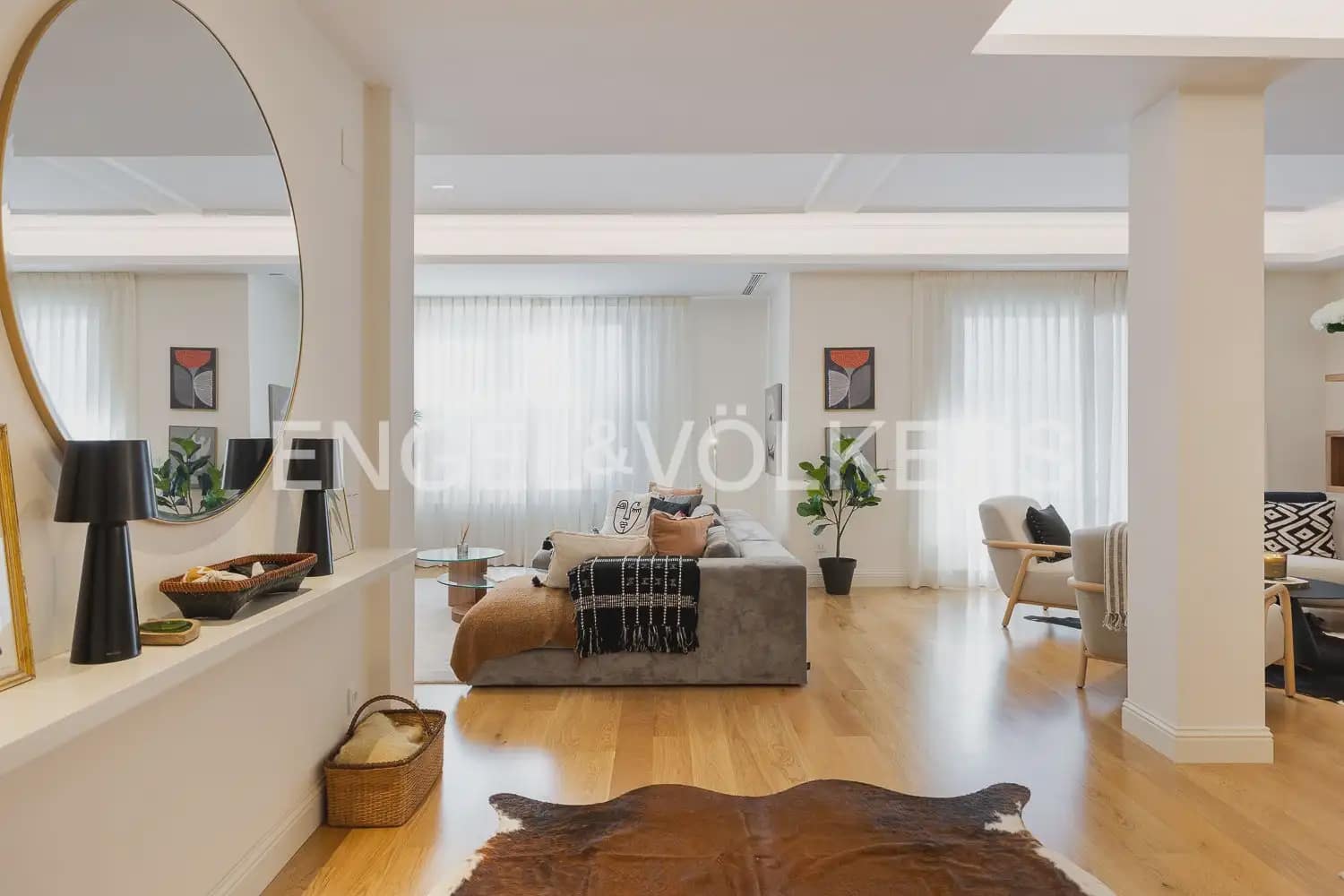 Piso de 5 habitaciones en València ciudad en venta - 1.275.000 € (Ref: 9897791)