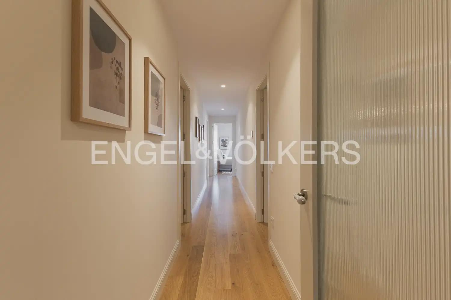 Piso de 5 habitaciones en València ciudad en venta - 1.275.000 € (Ref: 9897791)
