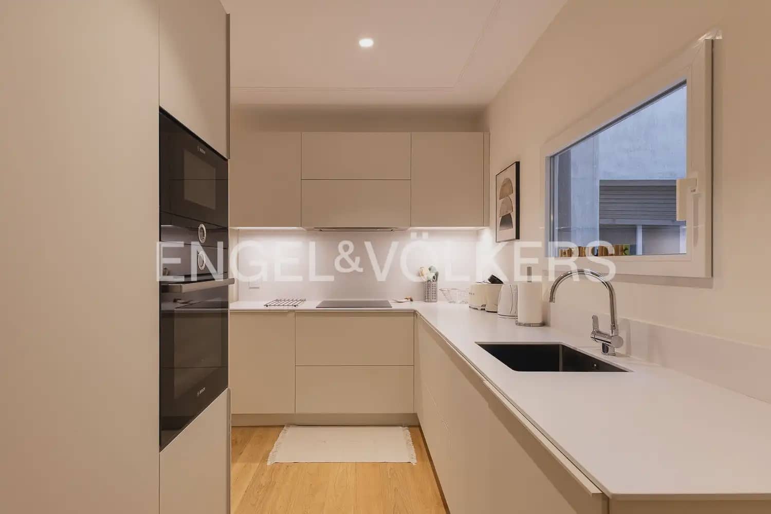 Piso de 5 habitaciones en València ciudad en venta - 1.275.000 € (Ref: 9897791)