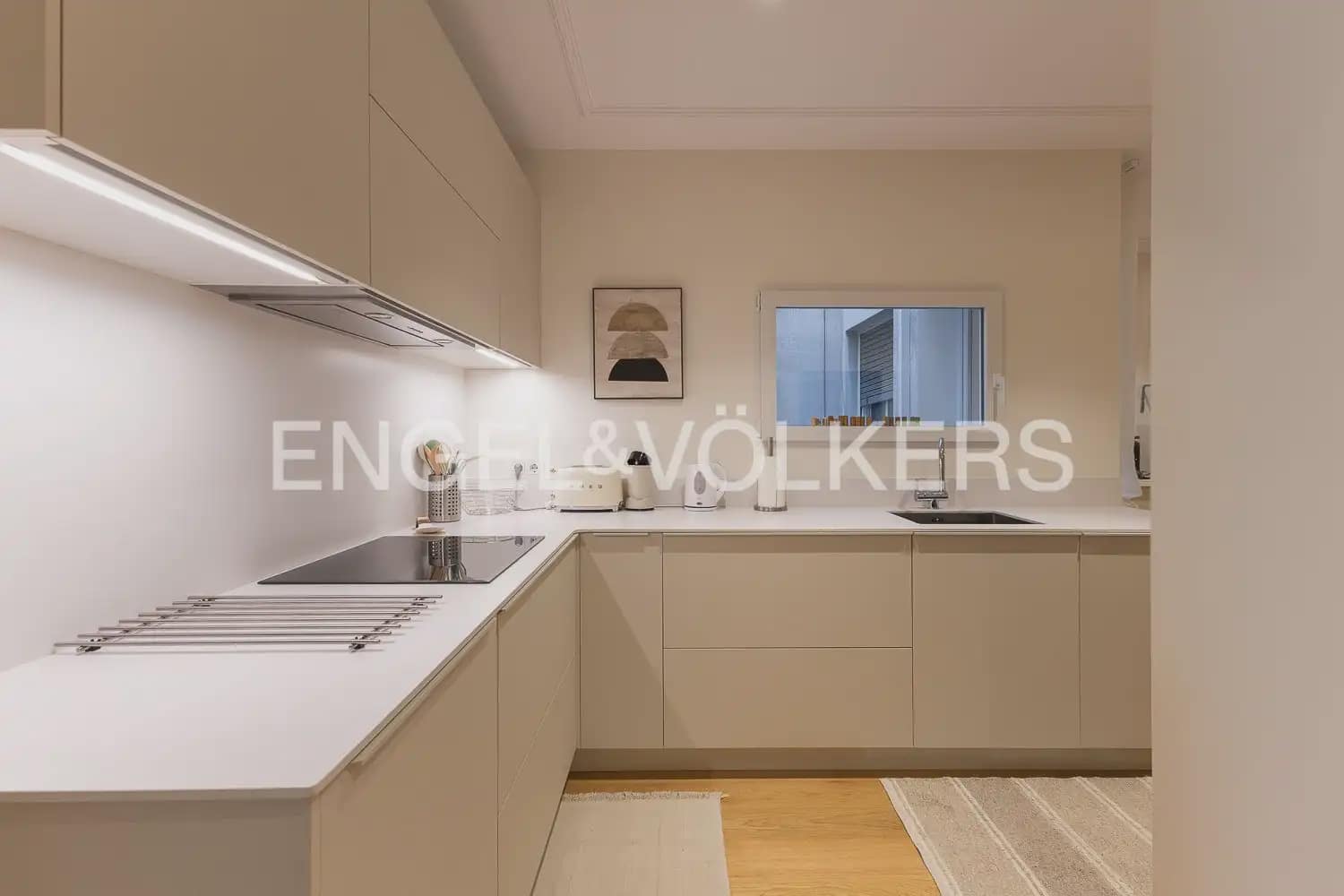 Piso de 5 habitaciones en València ciudad en venta - 1.275.000 € (Ref: 9897791)