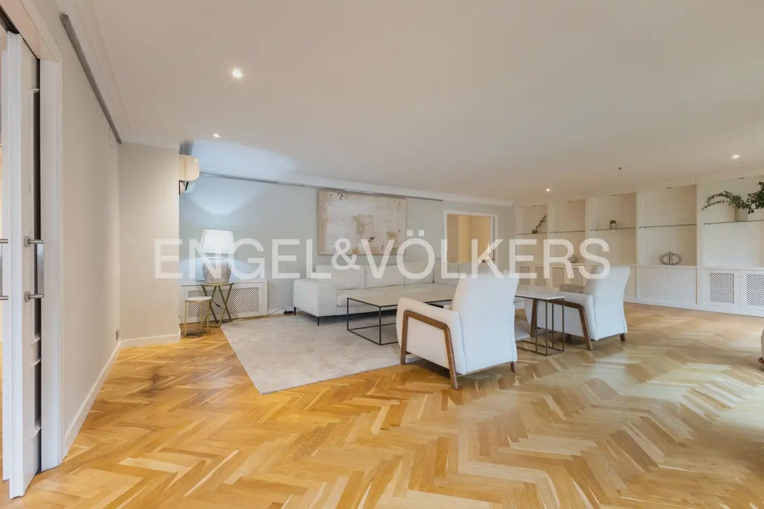 3 Zimmer Wohnung zu verkaufen in Valencia Stadt mit Garage - 1.350.000 € (Ref: 9897792)